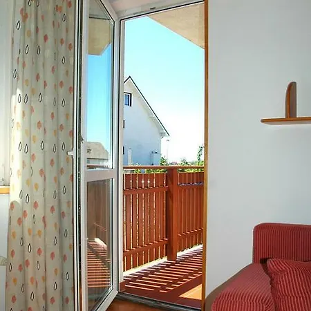 Lawer Apartment *