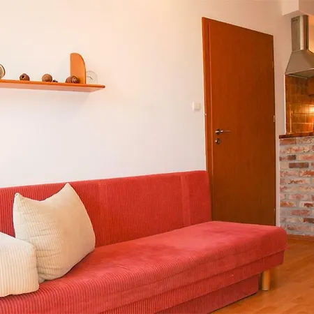 Apartman Lawer Rewal